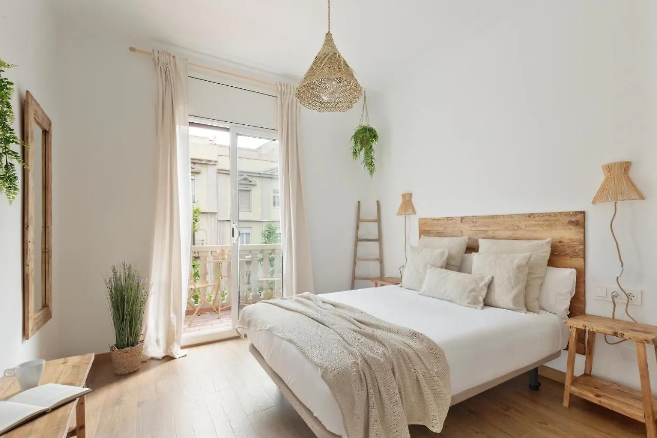 Keyfamily Sweet Home Barcelona